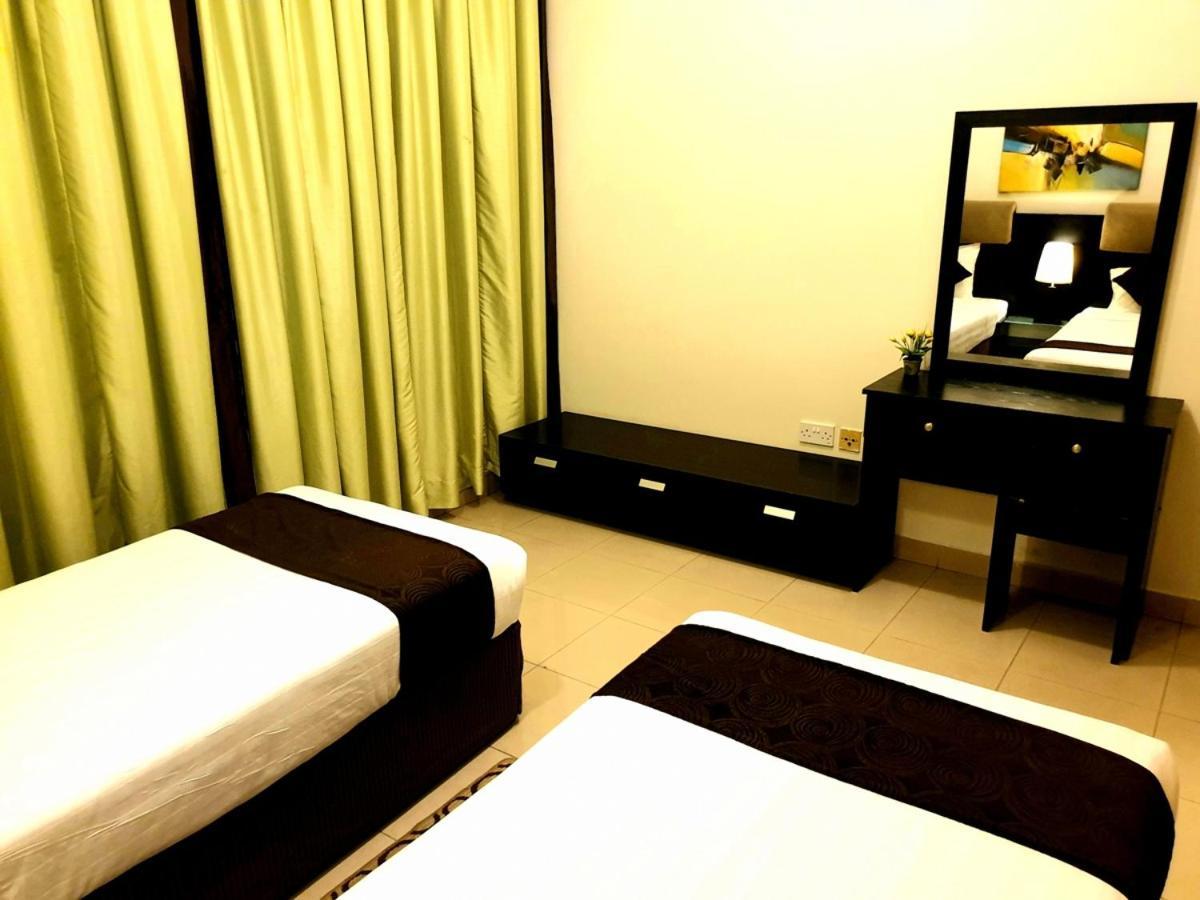 Aparthotel Fortune Classic Apartment, Airport ,near Dafza Metro Station 4*